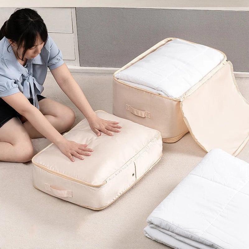 Large capacity compressive duvet storage bag