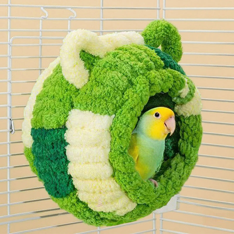 Bird nests for warmth in winter