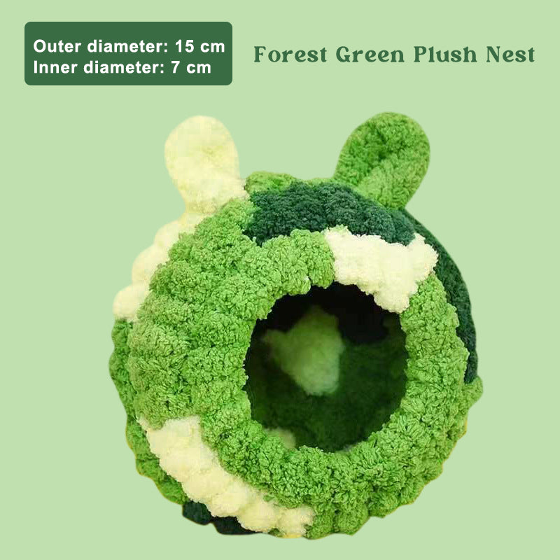 Bird nests for warmth in winter